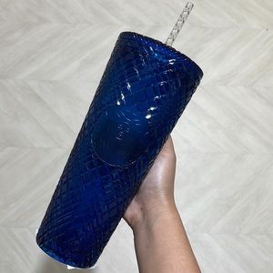 LAST ONE!! ❤️Starbucks Korea🌸Exclusive Blue Sapphire Jewel Tumbler